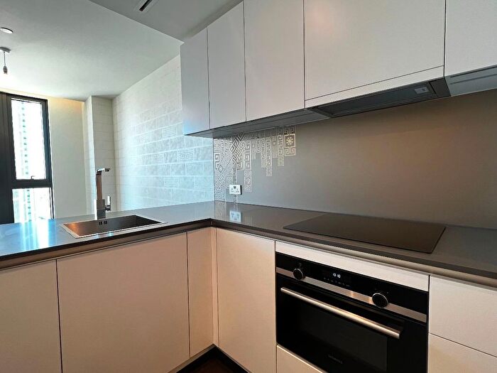 1 Bedroom Flat To Rent In Damac, Bondway, London, SW8
