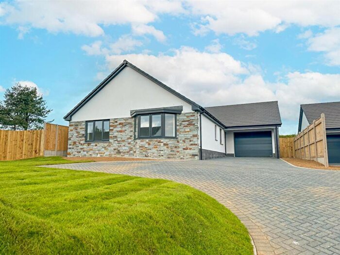 4 Bedroom Detached Bungalow For Sale In Parkham, Bideford, EX39