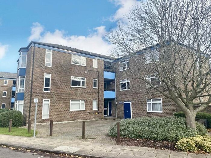 2 Bedroom Flat To Rent In Lawn Street, Winchester, SO23