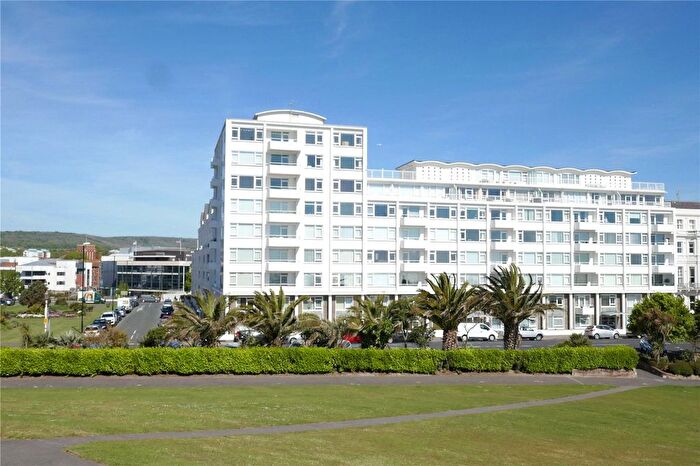 3 Bedroom Flat For Sale In King Edwards Parade, Eastbourne, East Sussex, BN21