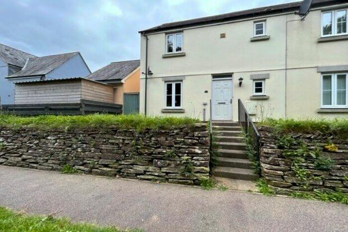 3 Bedroom Property To Rent In Station Road, St. Columb, TR9