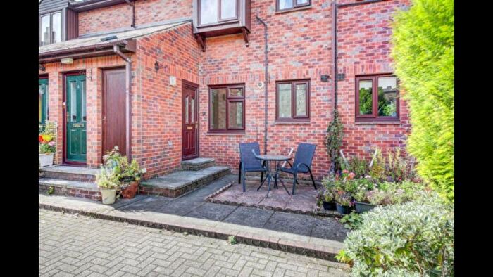 2 Bedroom Flat To Rent In Grahams Yard, Alnwick, Northumberland, NE66