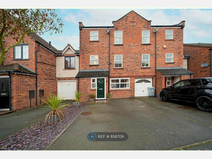 4 Bedroom Terraced House To Rent In Hornby Drive, Congleton, CW12
