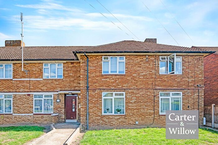 1 Bedroom Flat For Sale In Hedgemans Way, Dagenham, RM9