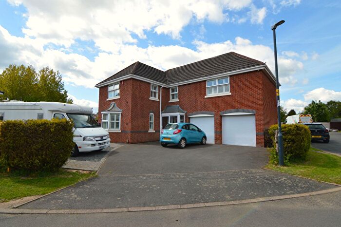5 Bedroom Detached House For Sale In Montana Walk, Nuneaton, CV10