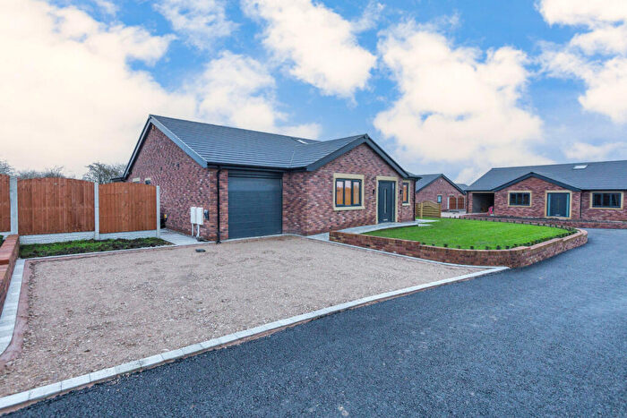 3 Bedroom Detached Bungalow For Sale In Blackpool Road, Newton With Clifton, PR4