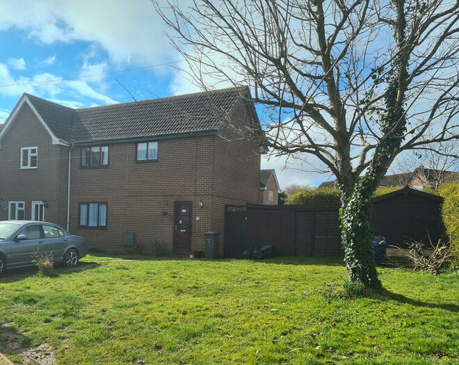 2 Bedroom House To Rent In Jeals Lane, Sandown, PO36