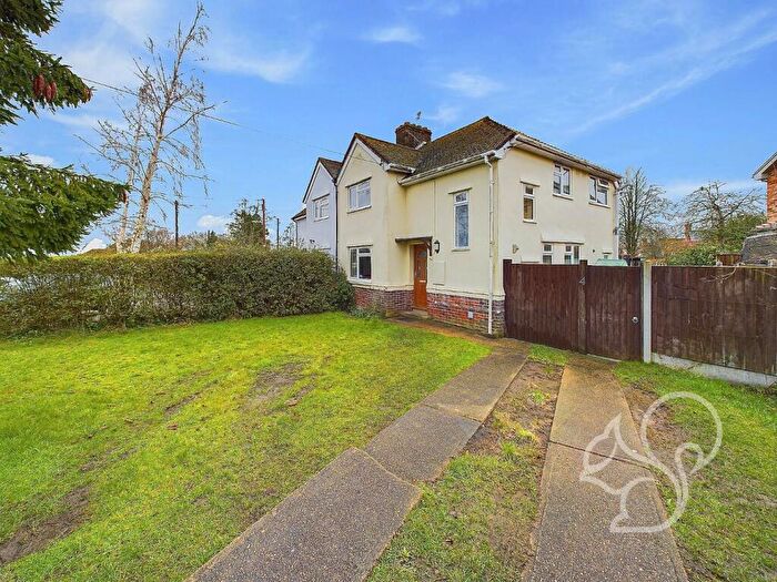 3 Bedroom Semi-Detached House For Sale In Nathans Lane, Chelmsford, CM1
