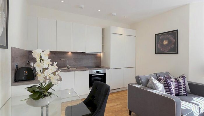 1 Bedroom Flat To Rent In King Street, London W6