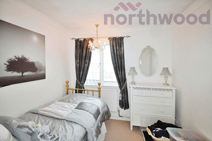 3 Bedroom Detached House For Sale In Wroxham Road, Sprowston Norwich, NR7