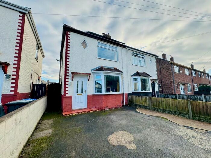 2 Bedroom Semi-Detached House For Sale In Wyncroft Road, Widnes, WA8