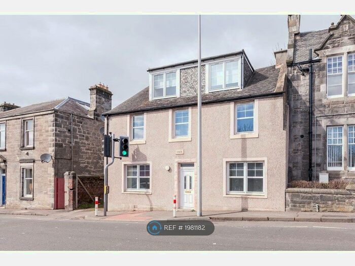2 Bedroom Flat To Rent In Pittencrieff Street, Dunfermline, KY12
