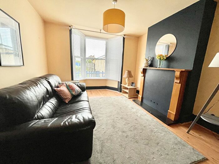 2 Bedroom End Of Terrace House To Rent In High Street, Garlinge, Kent, CT9