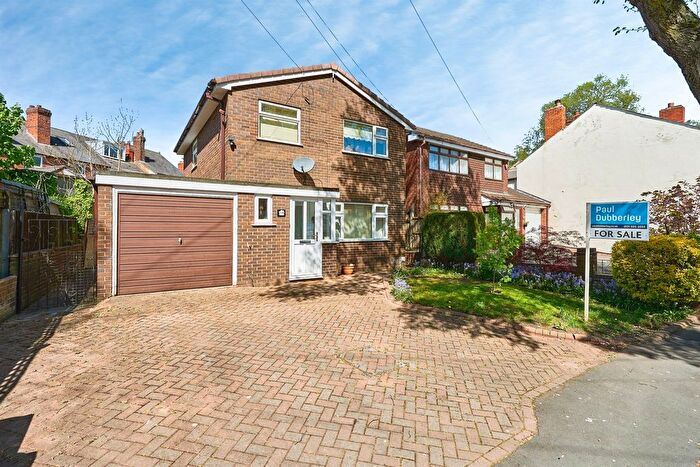 3 Bedroom Detached House For Sale In Brunswick Park Road, Wednesbury, WS10
