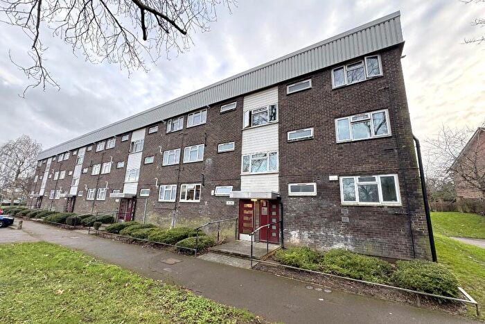 1 Bedroom Flat For Sale In Cody Close, Wallington, Surrey, SM6