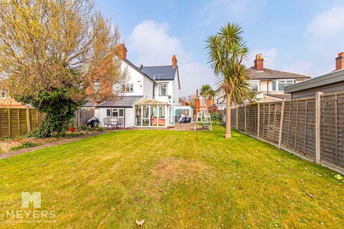 5 Bedroom Semi-Detached House To Rent In Richmond Wood Road, Bournemouth, BH8