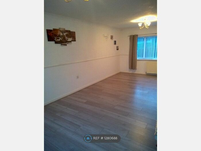 3 Bedroom Semi-Detached House To Rent In Middle Avenue, Rawmarsh, Rotherham S62