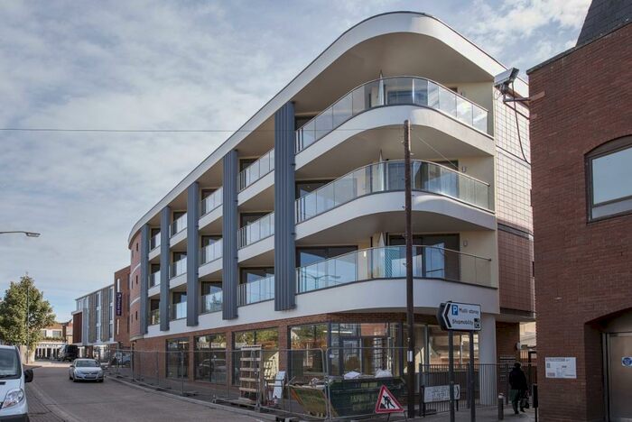 1 Bedroom Apartment To Rent In Drovers Way St. Albans, AL3