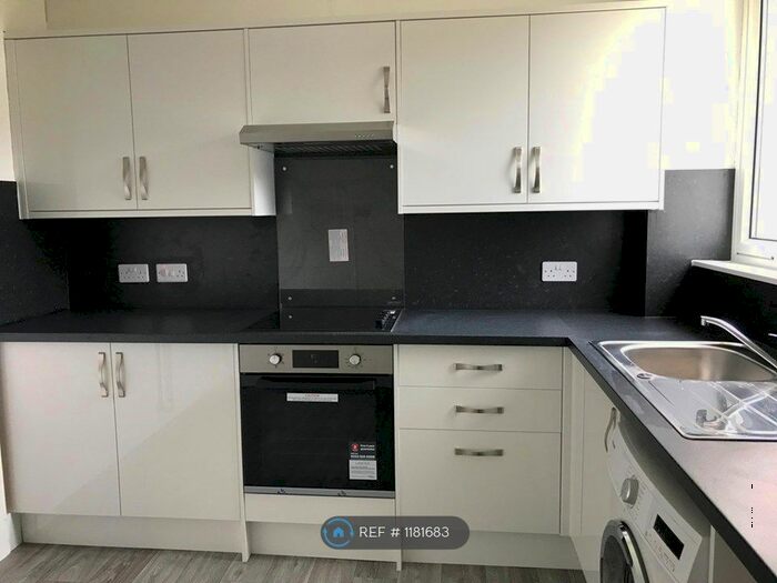 2 Bedroom Flat To Rent In Breadalbane Terrace, Perth, PH2