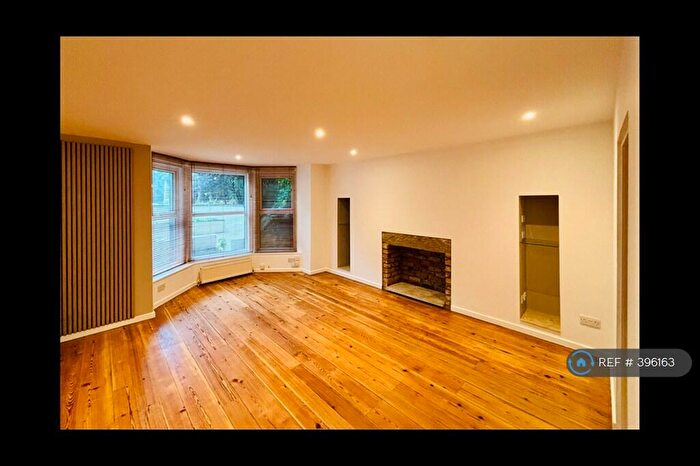 1 Bedroom Flat To Rent In York Place, Harrogate, HG1