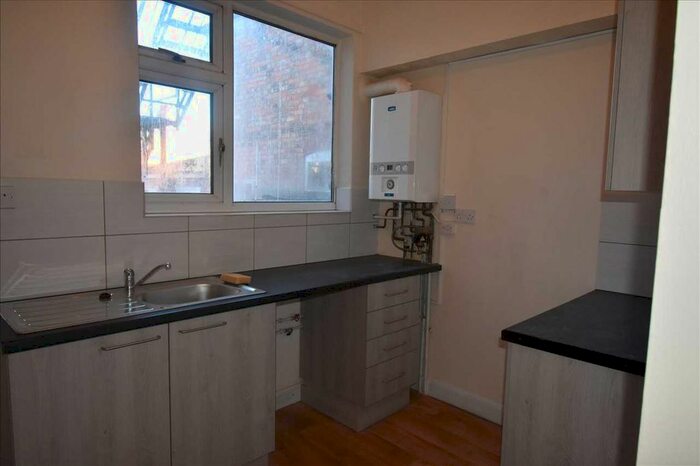 1 Bedroom Flat To Rent In St. Peters Road, Leicester, LE2