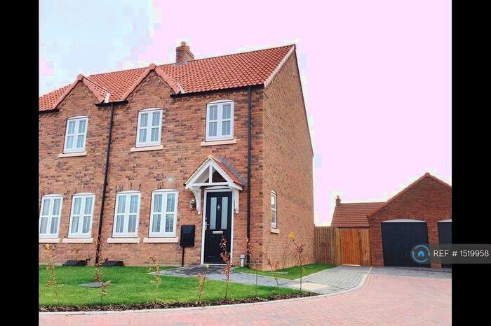 3 Bedroom Semi-Detached House To Rent In Hawks Road, Welton, Lincoln, LN2