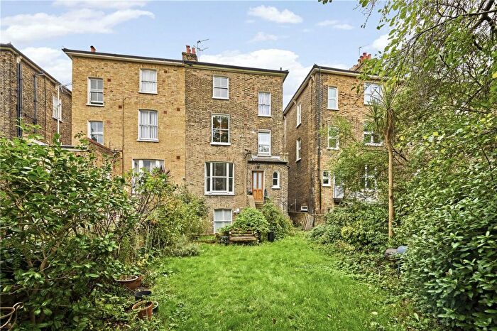 1 Bedroom Apartment For Sale In Tressillian Road, Brockley, SE4