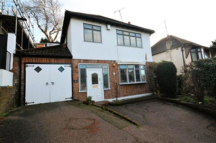 3 Bedroom Detached House To Rent In Arcadian Close, Bexley, DA5