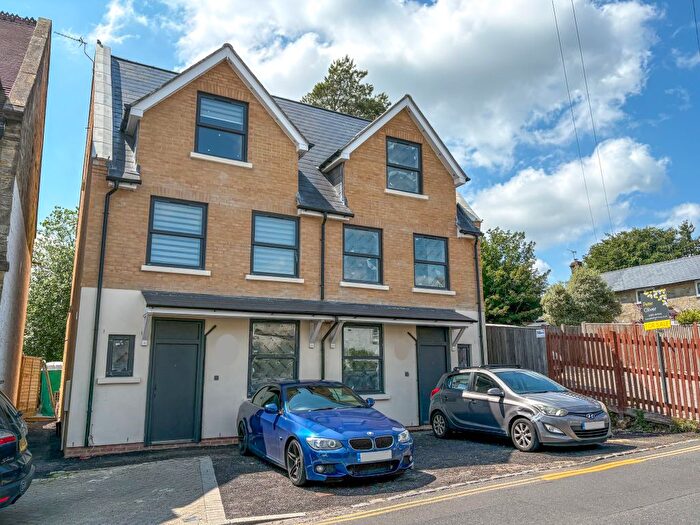 3 Bedroom Semi-Detached House To Rent In Whitehill Road, Crowborough, TN6