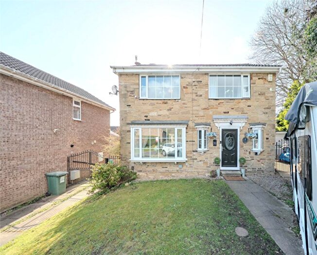 4 Bedroom Detached House For Sale In Abbeydale Oval, Kirkstall, Leeds, LS5
