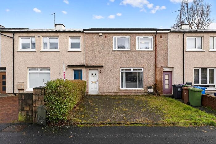 3 Bedroom Terraced House For Sale In Stoneside Drive, Glasgow, G43