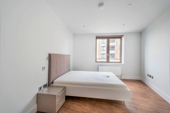 2 Bedroom Flat To Rent In Park Lane, Wembley, HA9