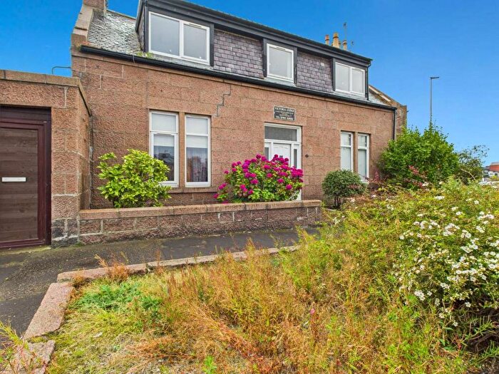 2 Bedroom Flat For Sale In Victoria Road, Peterhead, AB42