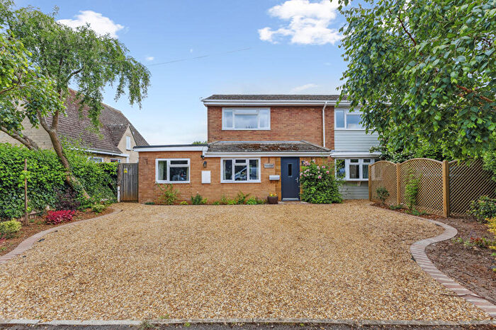 4 Bedroom Detached House For Sale In The Level, Shenington, OX15