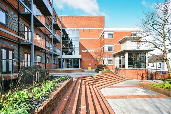 1 Bedroom Apartment To Rent In Old Town, SN1