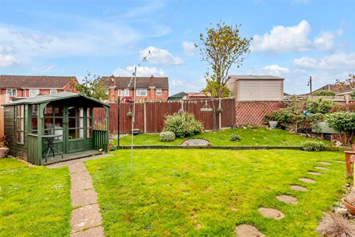 3 Bedroom Bungalow For Sale In Firtree Road, Norwich, Norfolk, NR7