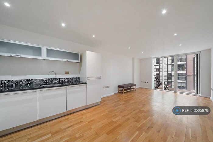 2 Bedroom Flat To Rent In Ability Place, London, E14