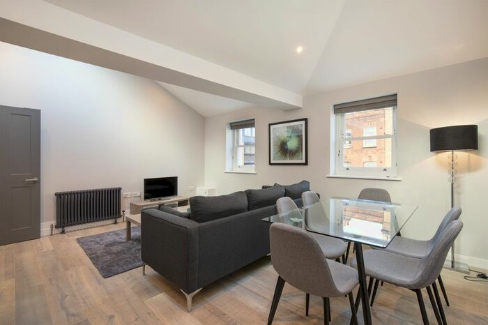 2 Bedroom Flat To Rent In Goodge Street, London, W1T