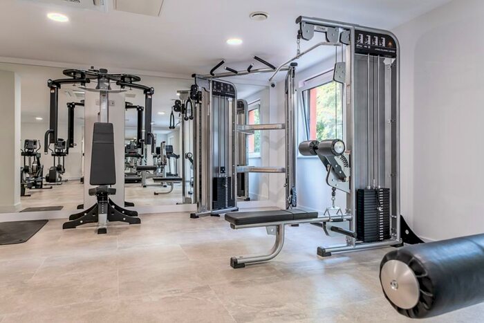 2 Bedroom Apartment To Rent In Whyteleafe House, Whyteleafe, CR3