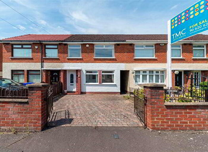 3 Bedroom Terrace House For Sale In Wedderburn Avenue, Belfast, BT10