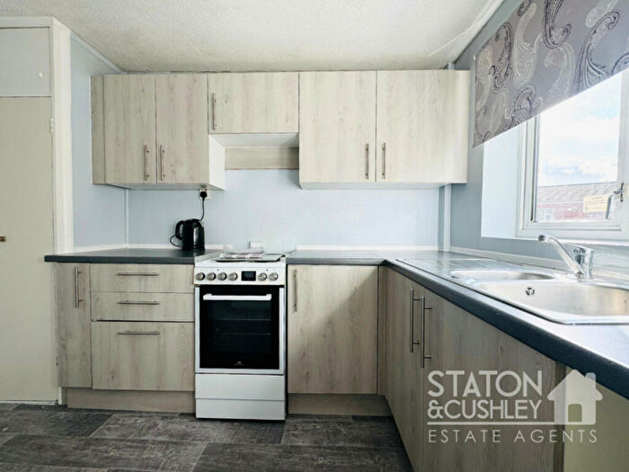 2 Bedroom Detached Bungalow For Sale In Westhill Park, Mansfield Woodhouse, NG19
