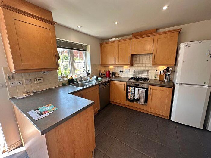 5 Bedroom Terraced House To Rent In Baxendale Road, Chichester, PO19