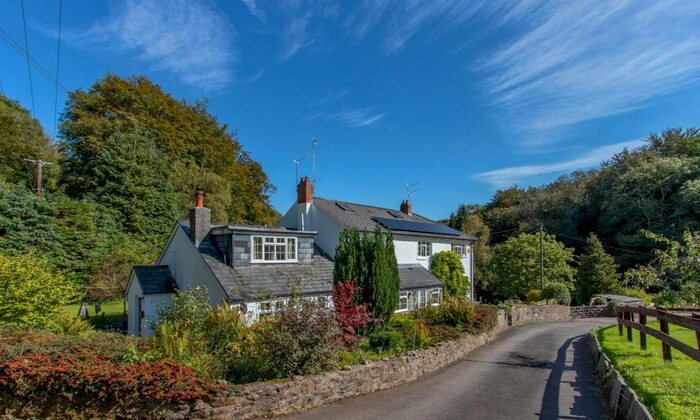 5 Bedroom Hotel Room To Rent In Rudry, Caerpilly, CF83