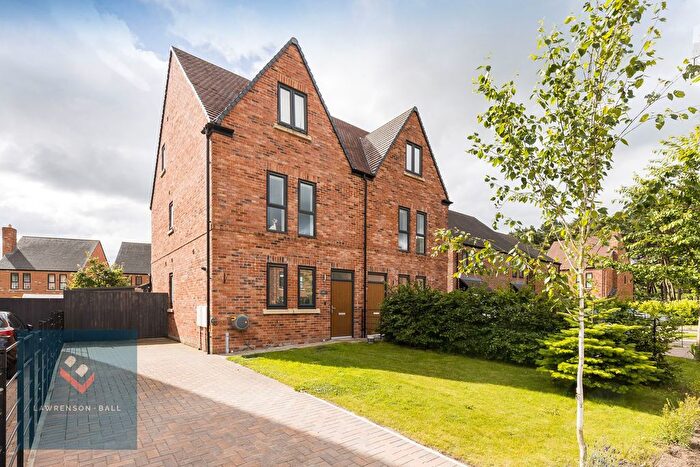 3 Bedroom Semi-Detached House For Sale In Relicks Moss Way, Oakmere, CW8