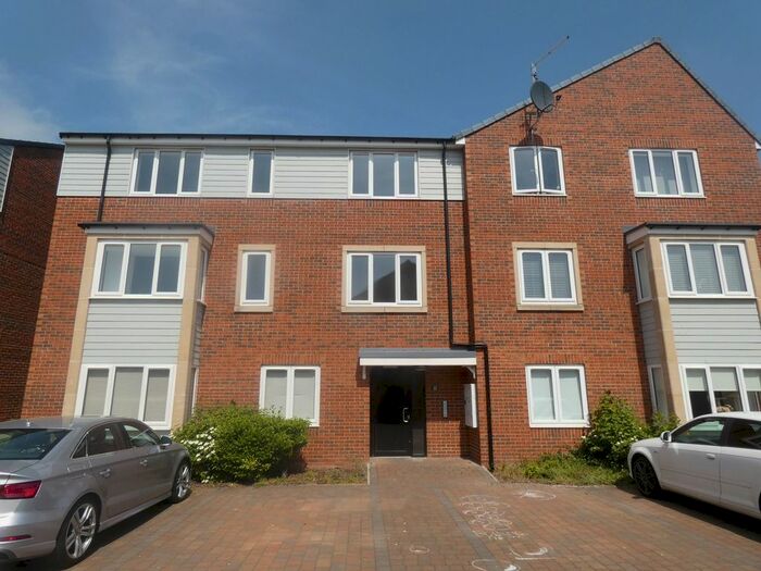 2 Bedroom Flat To Rent In Fairway Drive, Blyth, NE24