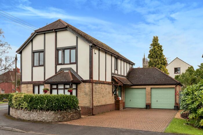 4 Bedroom Detached House For Sale In Old Mill Close, Westerleigh, Bristol, BS37