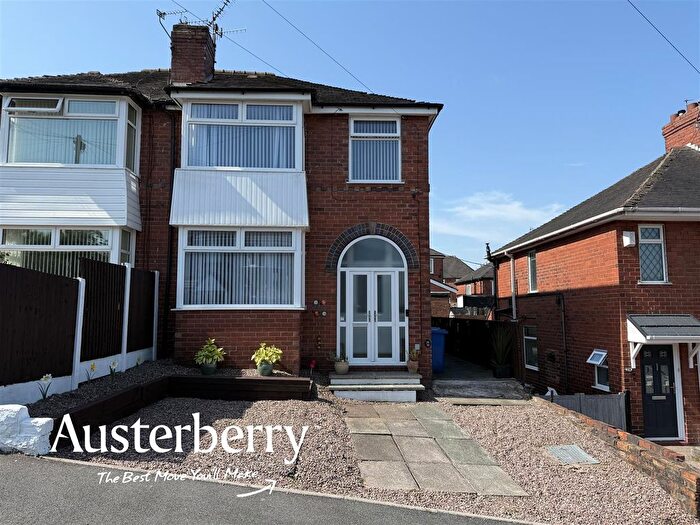 3 Bedroom Semi-Detached House For Sale In Highfield Avenue, Stoke-On-Trent, ST3