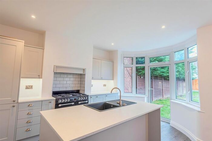 3 Bedroom Semi-Detached House To Rent In Burnholme Avenue, York, YO31