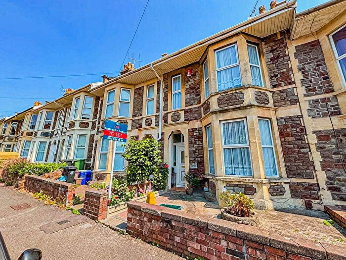 4 Bedroom House To Rent In Strathmore Road, Bristol, BS7