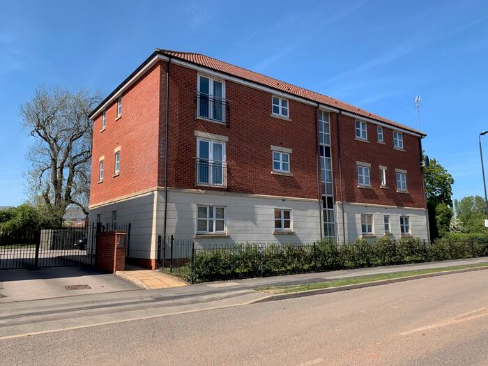 2 Bedroom Flat To Rent In Radbourne Court, Mickleover, DE3